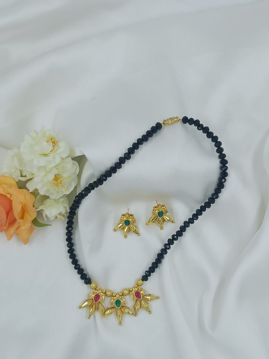 Black Crestal Gold Set