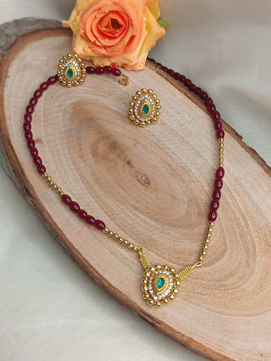 Red Beads Gold Pendent Set