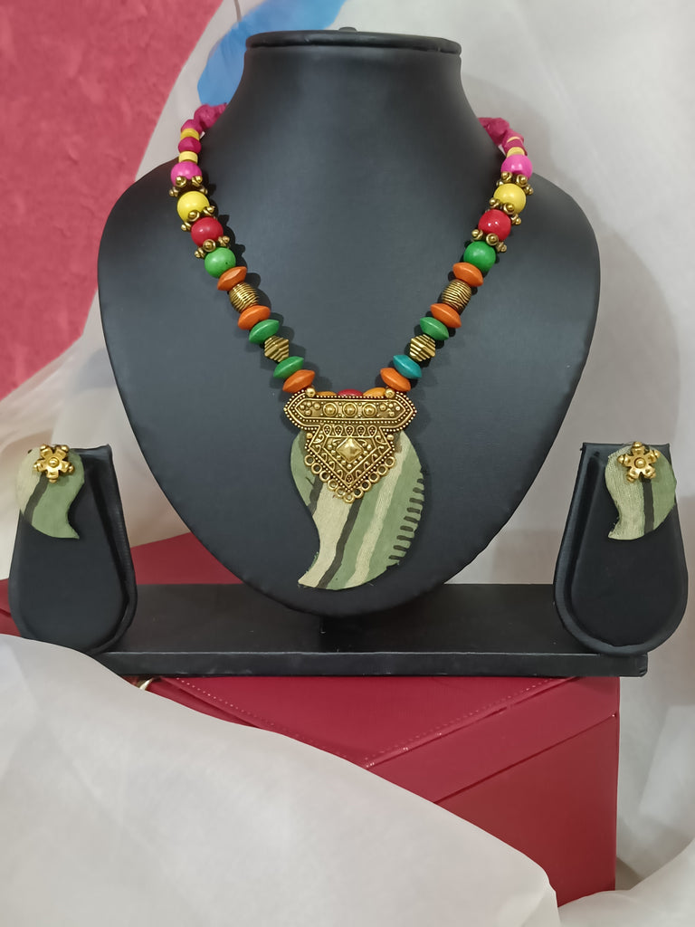 Golden Beaded Neckpiece