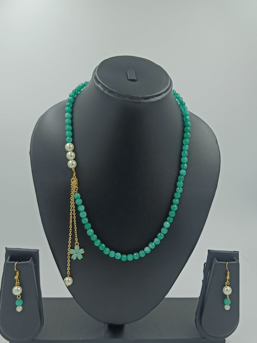 Single Layer Beaded Necklace