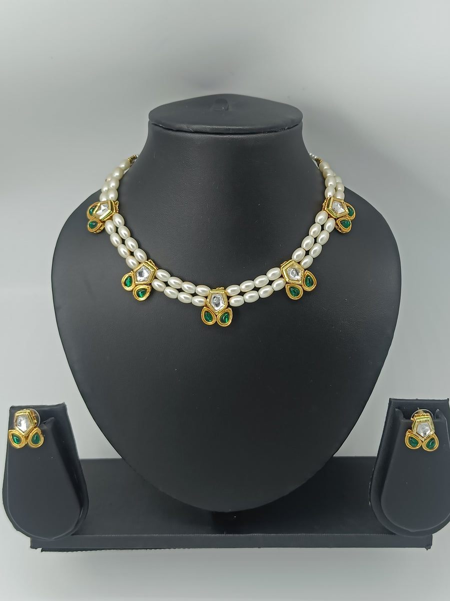 Kundan Neck Piece Set