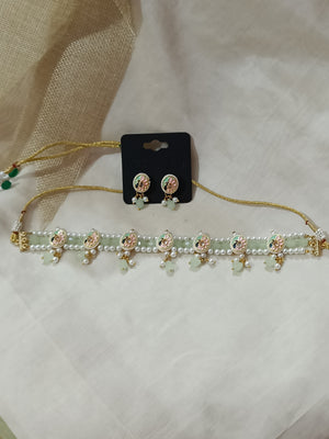 Kundan Neck Piece Set