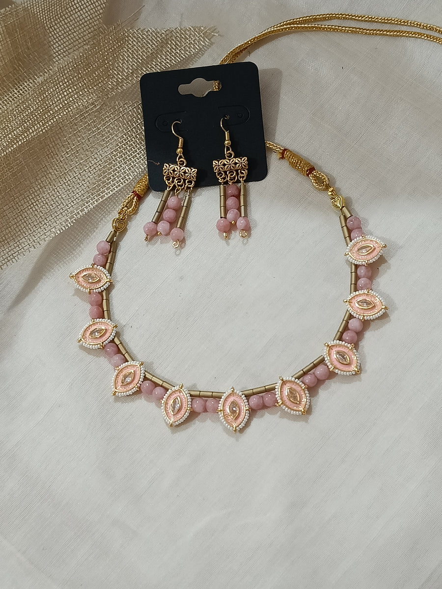 Kundan Neck Piece Set