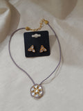 Beaded Necklace with Kundan Pendant