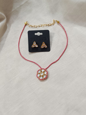 Beaded Necklace with Kundan Pendant