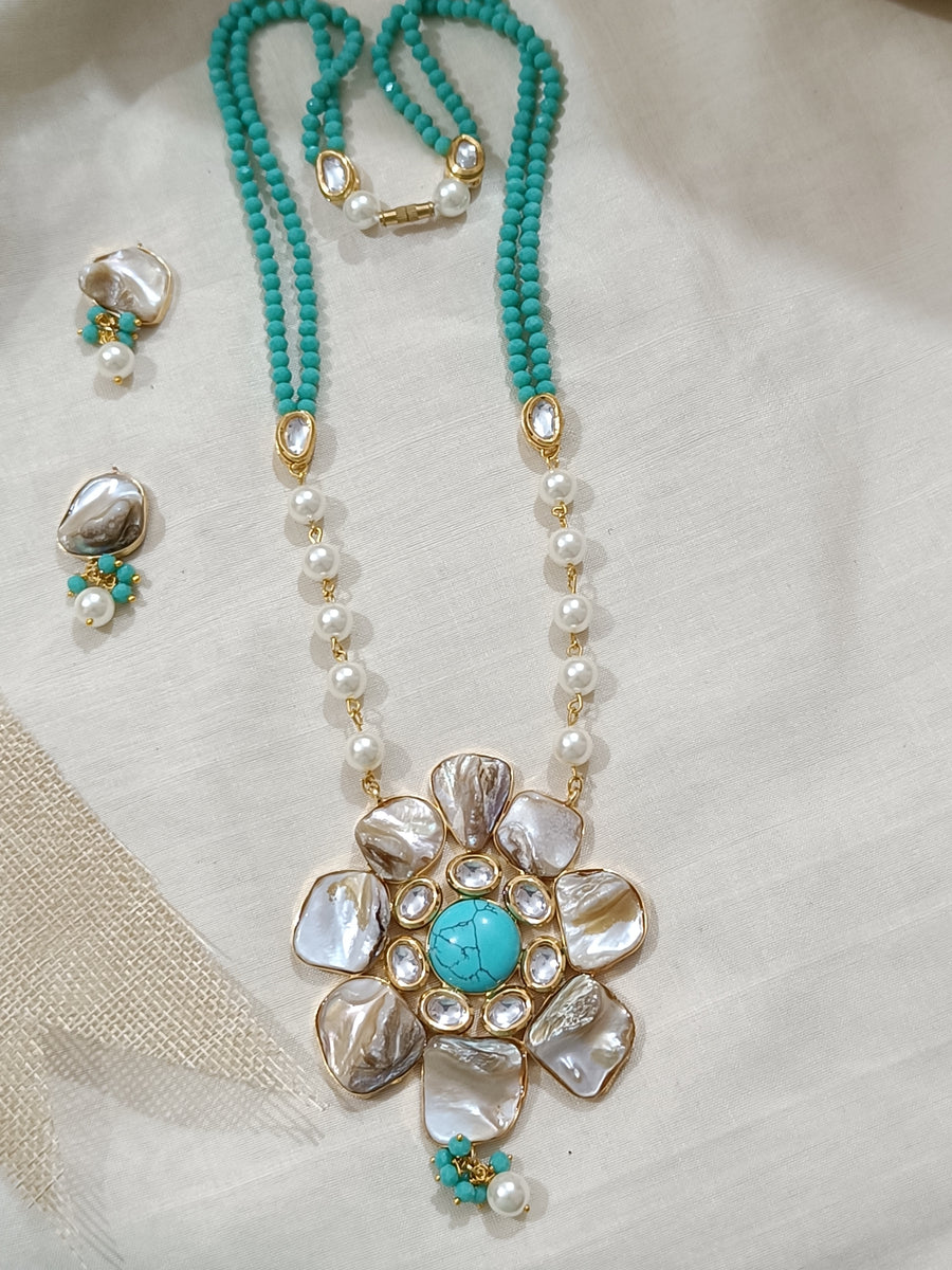 Beaded Neck Piece Set