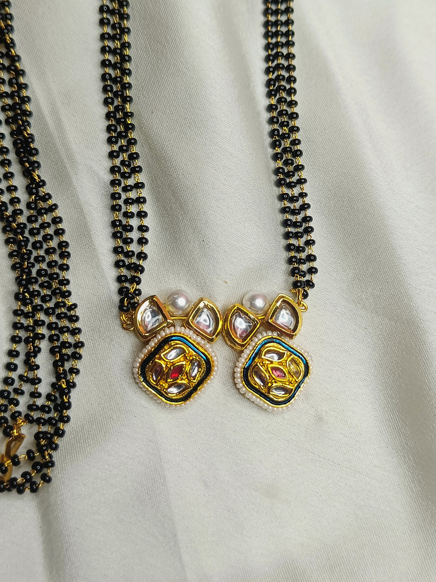 Mangalsutra Kundan White Blue