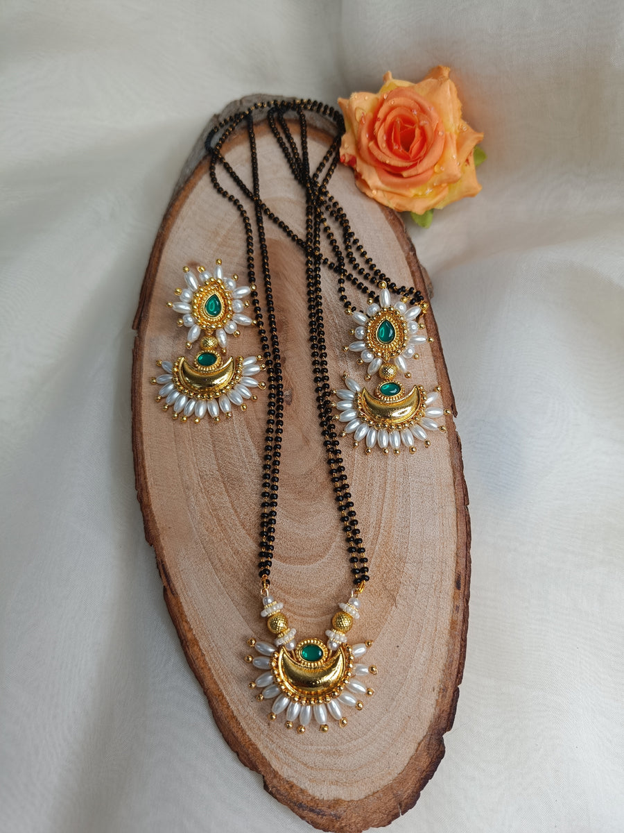 Green Chandrakor Raise Pearls Mangalsutra set